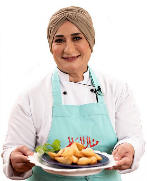 منال العالم